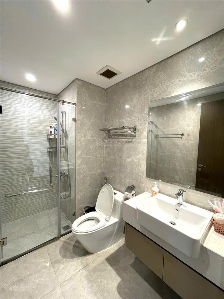 Cần cho thuê gấp căn hộ vinhomes westpoint 2pn full đồ giá chỉ 17tr/tháng vào ngay.  0838 671 ***