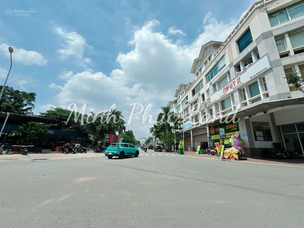 Bán nhà vincom kdc nam long  xe hơi ngủ nhà  3 tầng btct  ngang 5m  99m2  sổ riêng  hoàn công