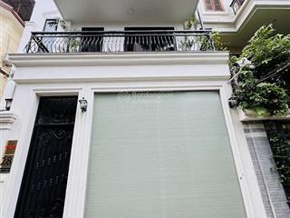 Bán nhà phân lô bạch đằng, hbt, hoàn kiếm, dt 75m2, mt 5.6m, ôtô vào nhà, sổ đỏ vuông, gần phố cổ