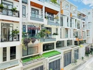 Chân dài thang máy khu vip nguyễn tư giản p.12, gò vấp