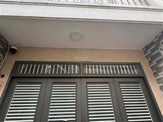 Nhà ngay co.opmart quang trung gò vấp giá chỉ 2 tỷ 950 ở ngay trung tâm, tiện ích đầy đủ!