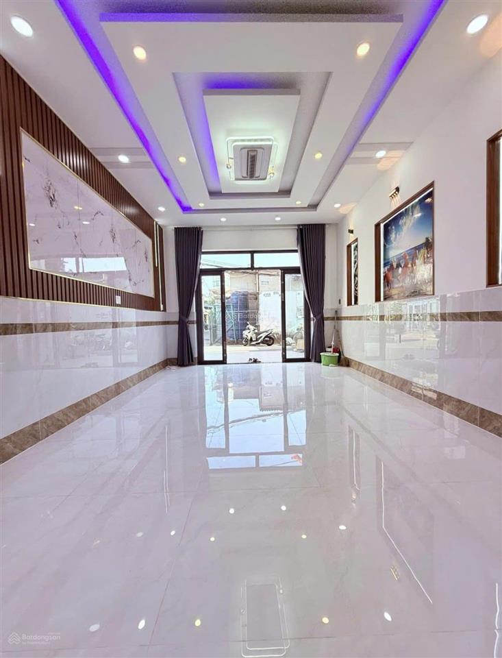 Bán ngay căn nhà ngay lê lợi, gò vấp. giá 2 tỷ 080tr. đường oto 5m, sổ hồng riêng