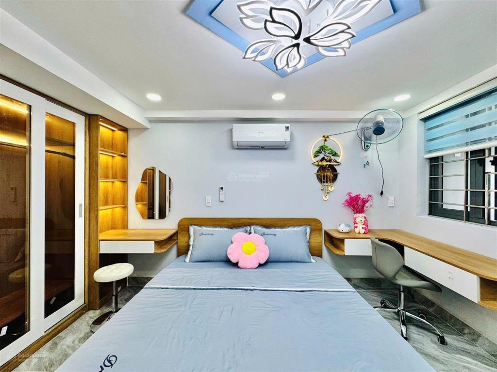 Bán nhanh căn nhà đường nguyễn gia trí, bình thạnh, hcm, 7 tỷ 550tr/ dt 57,6m2/ shr chính chủ