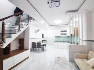 Hạ lần cuối nhà đẹp 2 lầu mới xây lại  có 2 pn  2 wc  giá 3 tỷ x cho căn nhà gần lê văn việt