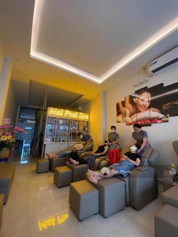 Cho thuê nhà đường lê thị riêng phường bến thành quận 1 dt 4x20 1 trệt 2 lầu st trống suốt