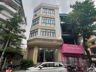 Cho thuê nhà góc 2mt 38 trần khắc chân, phường tân định, quận 1 dt 8x15m 1 hầm 4 tầng thang máy