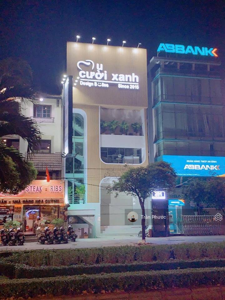 Cho thuê nhà mặt tiền 201 đường phan xích long, phường 2, quận phú nhuận  dt 8m x 18m