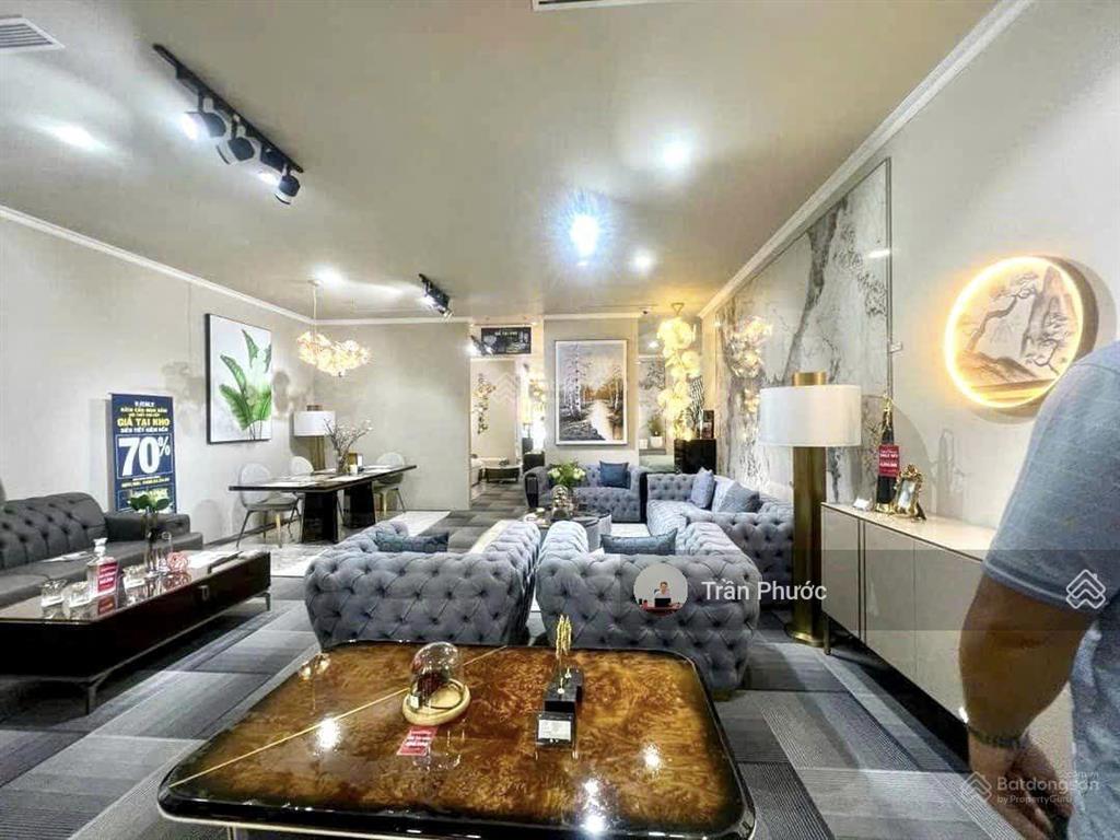 Nhà mt 225227 hai bà trưng, phường vts, quận 3, dt 8.5x24m 1 trệt 2 lầu sàn trống suốt