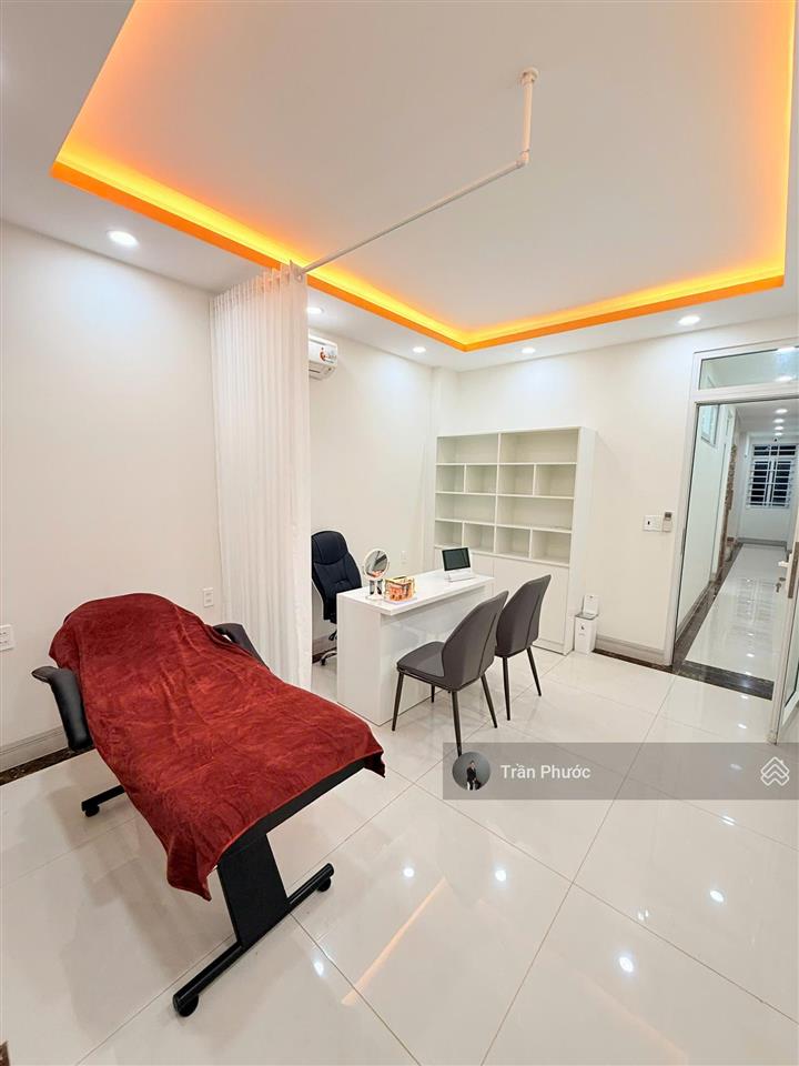 Cho thuê tòa nhà mặt tiền đường 3/2, q. 10  nhà mới đẹp thang máy khu vực kinh doanh sầm uất