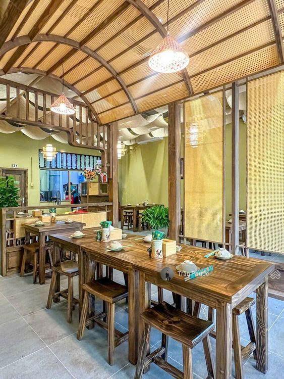 Nhà mt số 22 trần quốc toản, quận 3 dt 8.5x15m 1 trệt 1 lửng 1 lầu trống suốt phù hợp kinh doanh