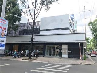 Cho thuê góc 2 mặt tiền phạm ngọc thạch, quận 3  dt 22 x 19m kc trệt + lửng + 2 lầu + sân thượng