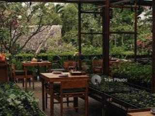 Cho thuê biệt thự sân vườn số 48 xuân thủy phường thảo điền quận 2 dt 15x36m 1 trệt 3 lầu