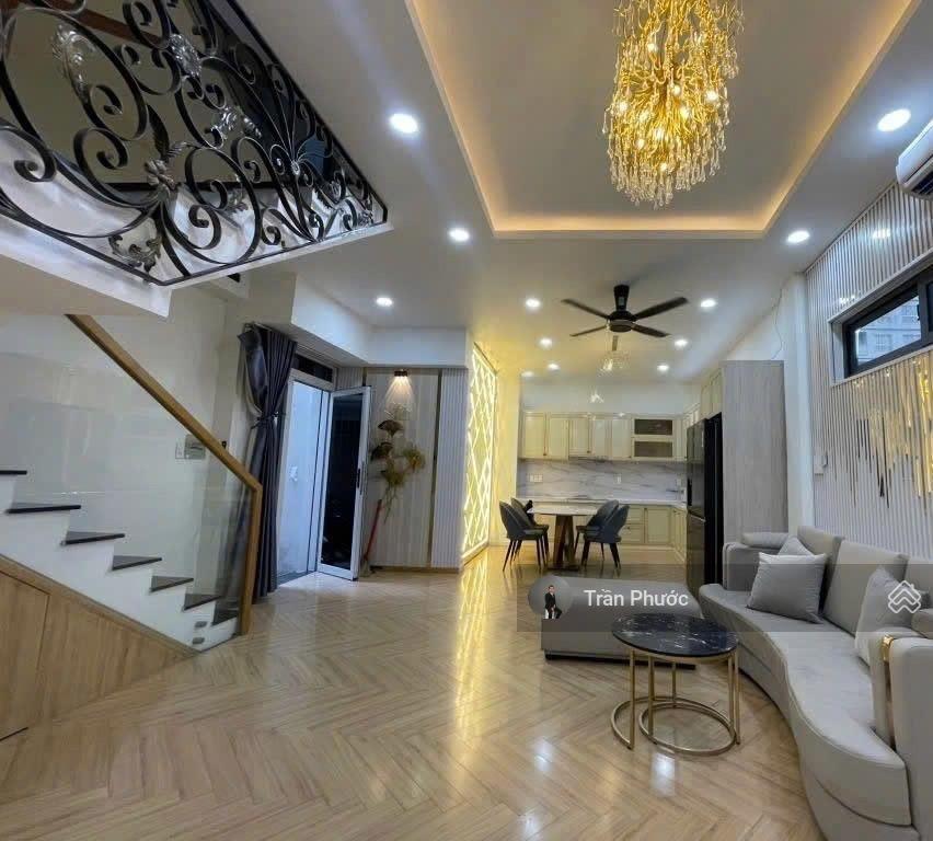 330332 cao thắng, q.10  dt 8.6 x 20m  kc trệt, 4 lầu phù hợp kinh doanh nhiều ngành nghề