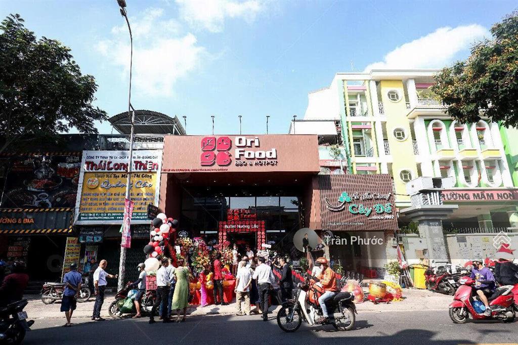 Nhà mặt tiền 351 lê văn sỹ, p.1, quận tân bình, diện tích 8 x 25m, kết cấu trệt, 1 lầu trống suốt