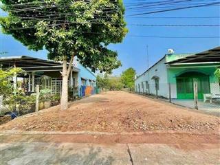 Cần bán lô đất thổ vườn 1sẹc ql22 tân thông hội, củ chi 599m2(thổ cư 178m2)shr khu dân cư đông đúc