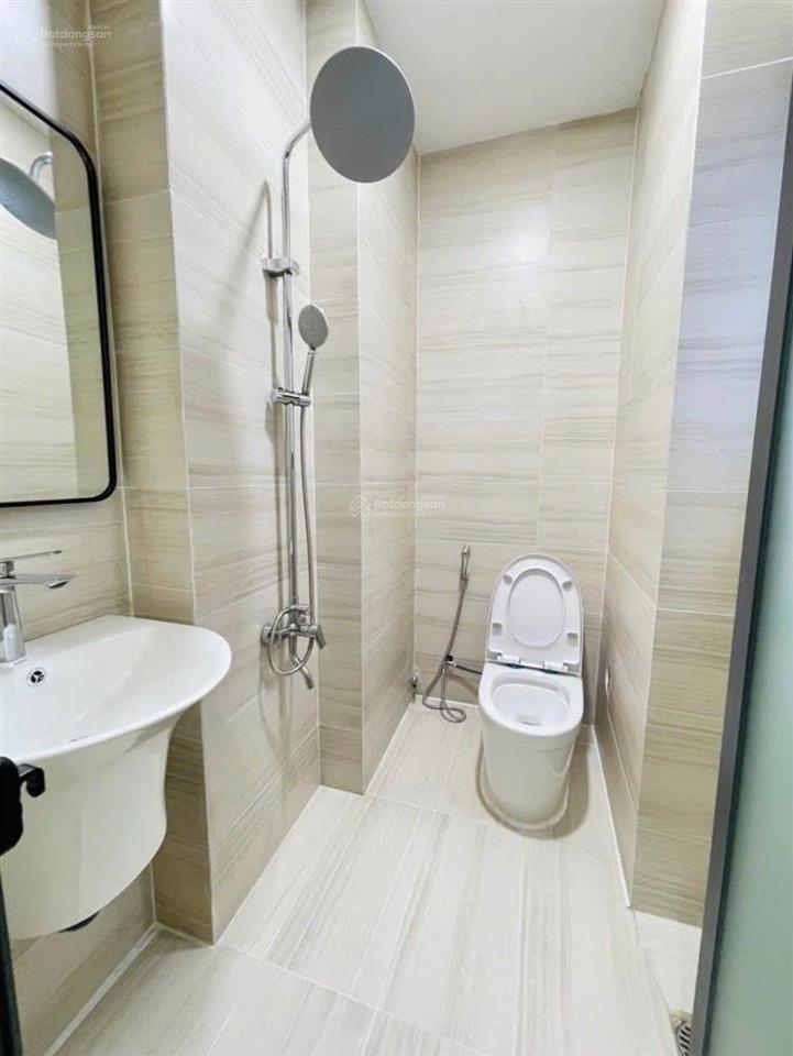 Chính chủ cần bán gấp căn nhà chợ bà hom bình tân