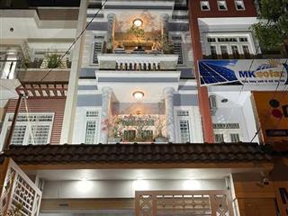 Nhà 1 trệt 3 lầu mặt tiền đường nguyễn văn cừ, hồng phát, giá tốt khi 