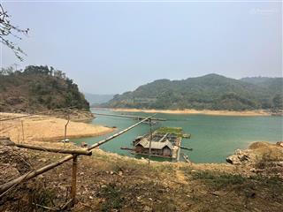 Chủ cần bán trong tháng 6 1200m2 bám hồ đà bắc, hòa bình. cách cao tốc 1km