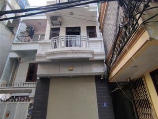 Phân lô  ô tô vào nhà  lô góc 3 mặt thoáng trung kính đỉnh của đỉnh 59*5t