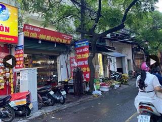 Mặt phố kinh doanh  vị trí kim cương trung tâm cầu giấy, bán nhà dương quảng hàm dt 111m2*4t