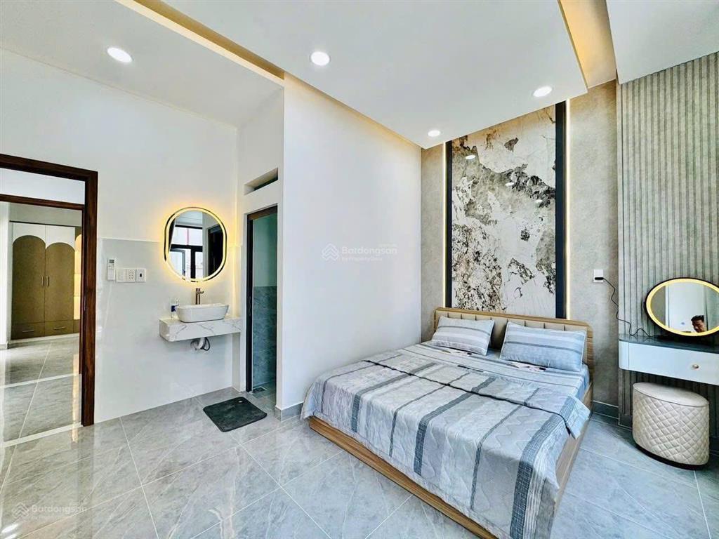 Chính chủ bán nhà nguyễn văn quá, 1 tỷ 8, p. thạnh lộc, q.12, 90m2, đang cho thuê 15tr/th, sổ riêng