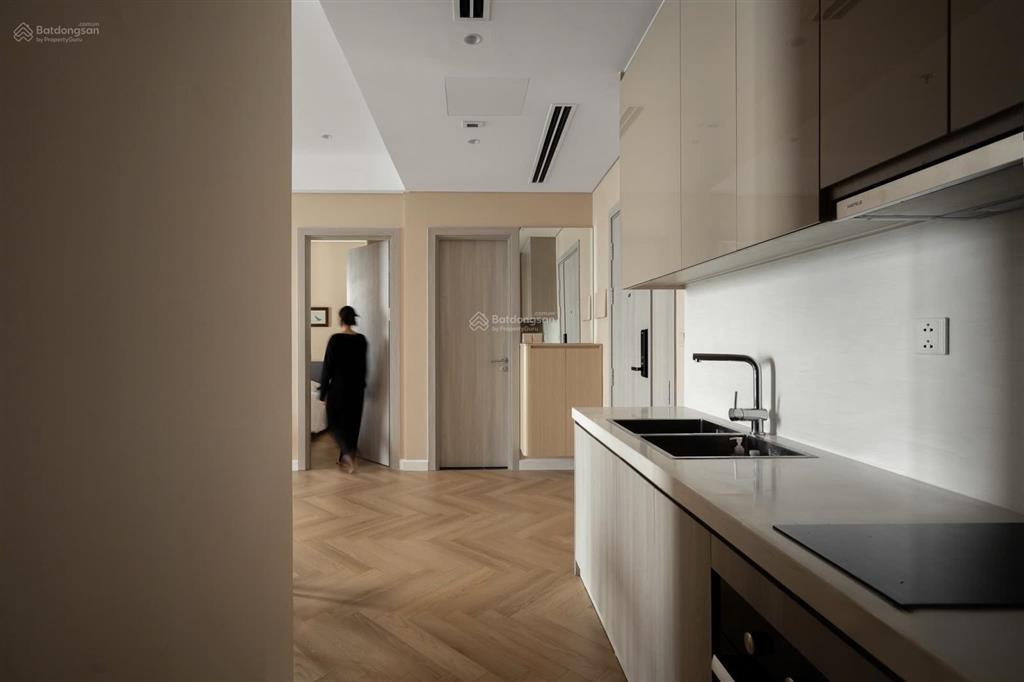 Bán gấp studio 2 tỷ, 1pn+ 3 tỷ, 2pn từ 4 tỷ , 3pn 5.5 tỷ kđt vinhomes smart city