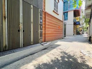 Giảm chào hoàng quốc việt phân lô đẳng cấp 5 tầng, gara ô tô 7 chỗ, 2 mặt ngõ thông, dân trí cao