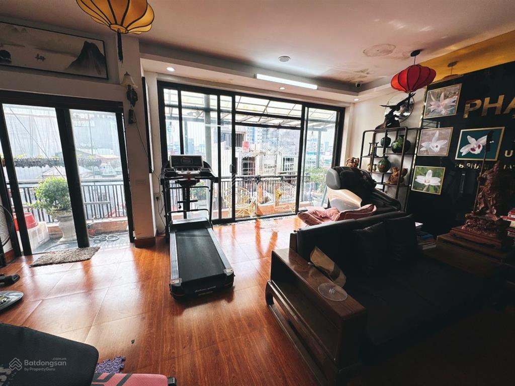 Building vừa ở vừa dòng tiền  hoàng quốc việt 7 tầng thang máy  3 mặt thoáng, 2 ô tô tránh kd