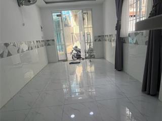 Bán nhà nguyễn suý, tân phú, dt 3,2x8m, 2 tầng.
ngay chợ tân hương, giá 3.x tỷ