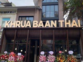 Cho thuê nhà mặt phố nguyễn xuân khoát  biệt thự cực đẹp. diện tích 280m2x3t. mặt tiền 25m