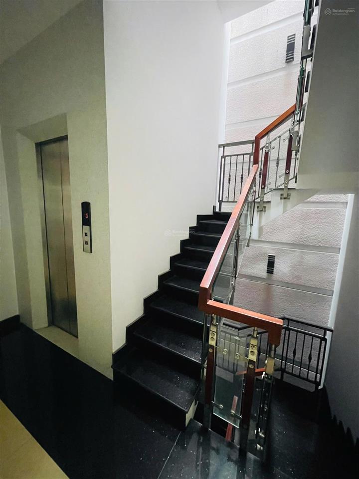 Bán nhà mặt tiền nguyễn văn đậu hầm 5 tầng, 8 phòng, thang máy, full nội thất,4.5x18m giá 22.9tỷ tl