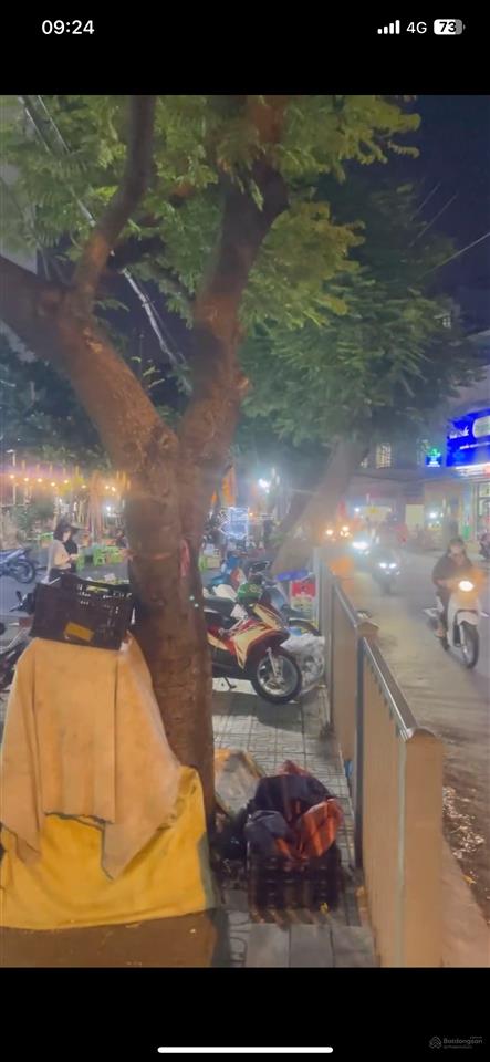Bán nhà mặt tiền gần sân bay, đối diện cc hà đô, sát chợ, 5.2x19m, thu nhập sẵn 35tr/th, 19.5 tỷ