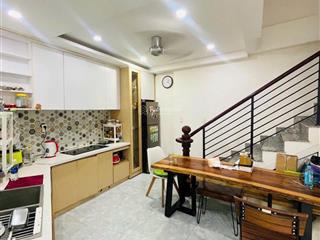 Chính chủ bán nhà 4 tầng nguyễn cửu vân, bình thạnh  ngang 5.5m, sát quận 1, giá dưới 5,2 tỷ