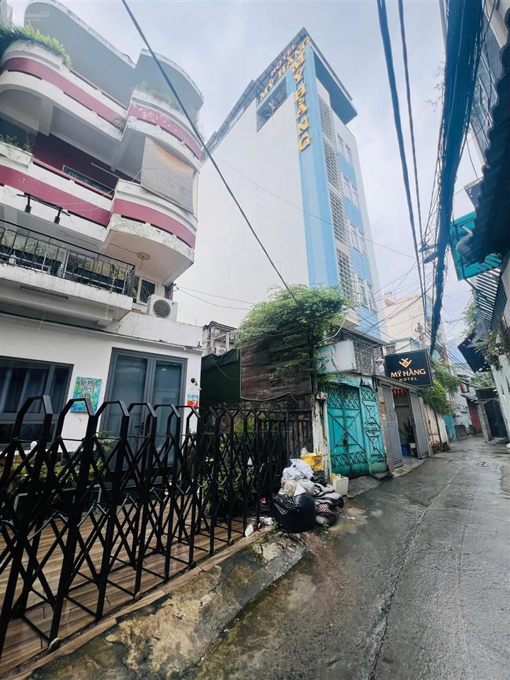 Bán nhà phú nhuận siêu vị trí, cách mặt tiền 30m, 154m2, chỉ 113 triệu/m2 xây hầm, 4 tầng, 17,5 tỷ