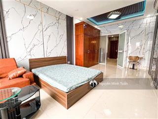 Bán nhà mt nguyễn trọng tuyển phú nhuận 170m2  6 tầng, thang máy. giá ngộp bank đầu tư