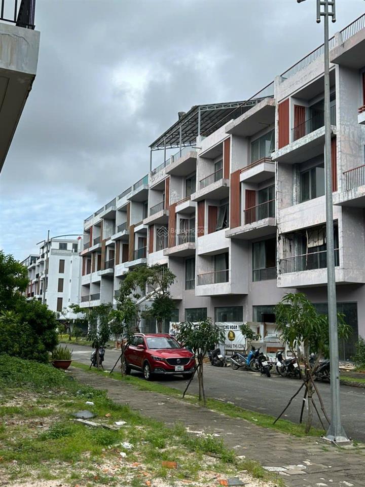 Hàng nổi bật cho thuê nhà tại bãi trường