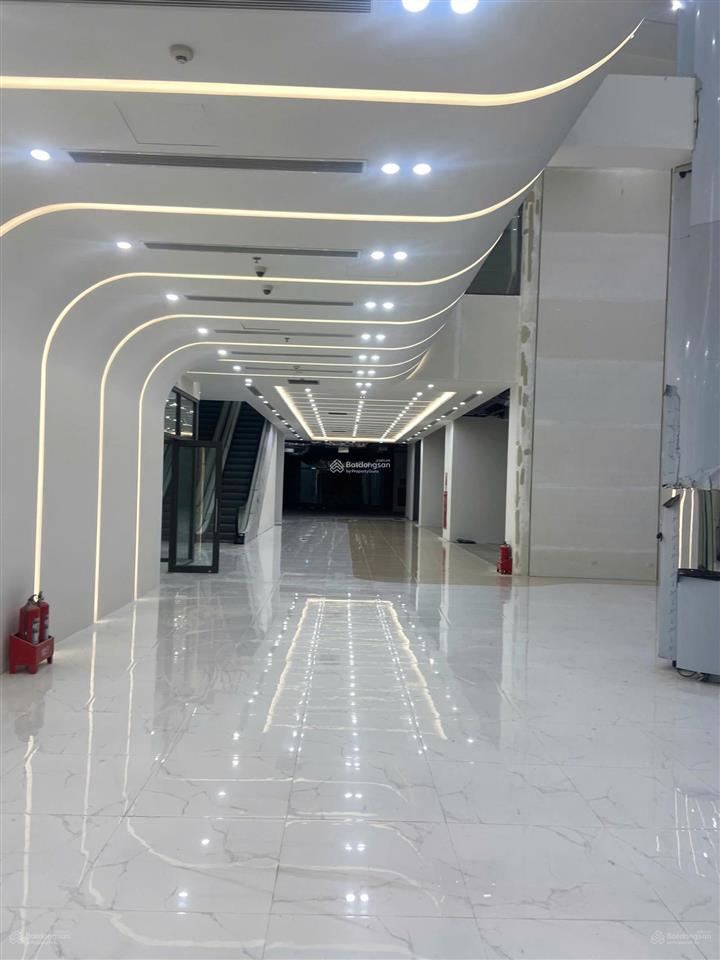 Chỉ từ 5x triệu/m  văn phòng cao cấp hạng a tại goldmark city  136 hồ tùng mậu