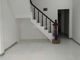 Nhà trung tâm phường phước long b, chỉ 2.9 tỷ sổ riêng!
