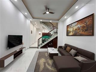 Nhà 3 tầng kiên cố 50.4 m2 chỉ 5.500 tỷ