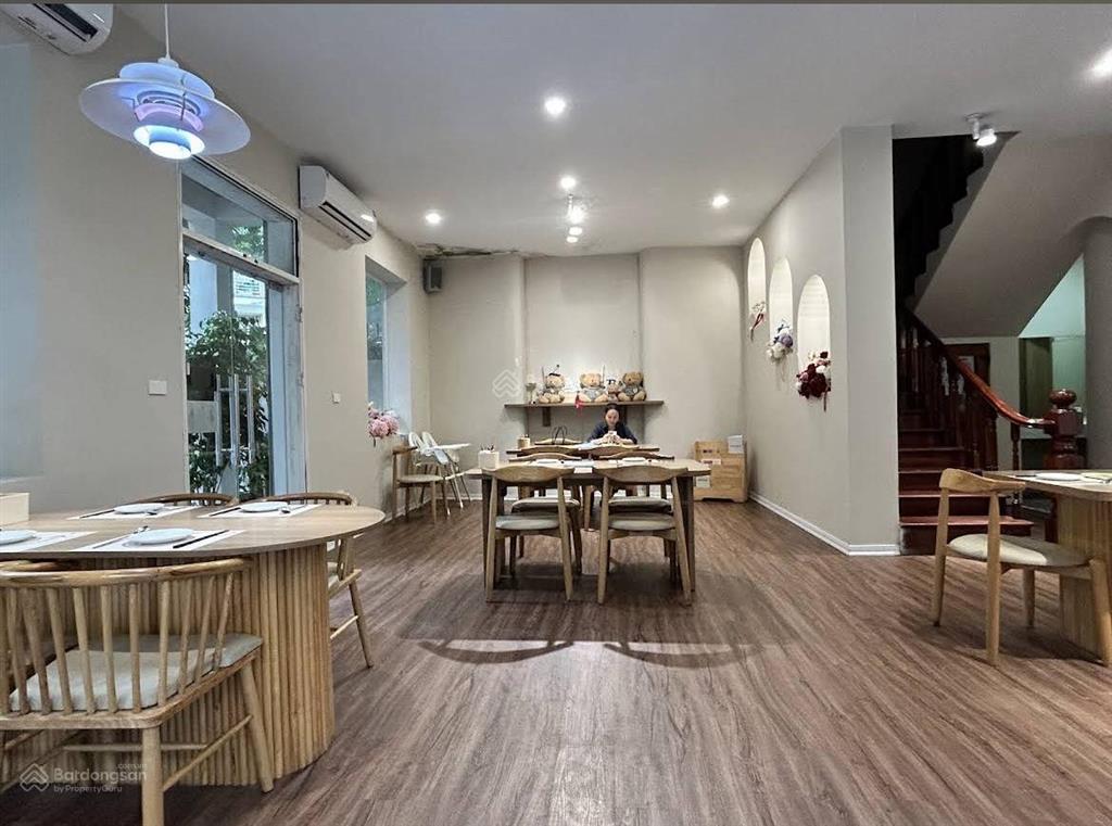 Bán biệt thự lô góc nguyễn văn lộc, làng việt kiều châu âu, hà đông, dt 129m2, kinh doanh.