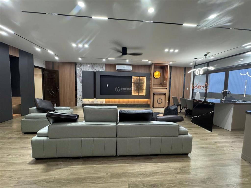 Bán căn hộ chung cư 140m2, full nội thất hiện đại, trung tâm hà đông, 0888 337 ***