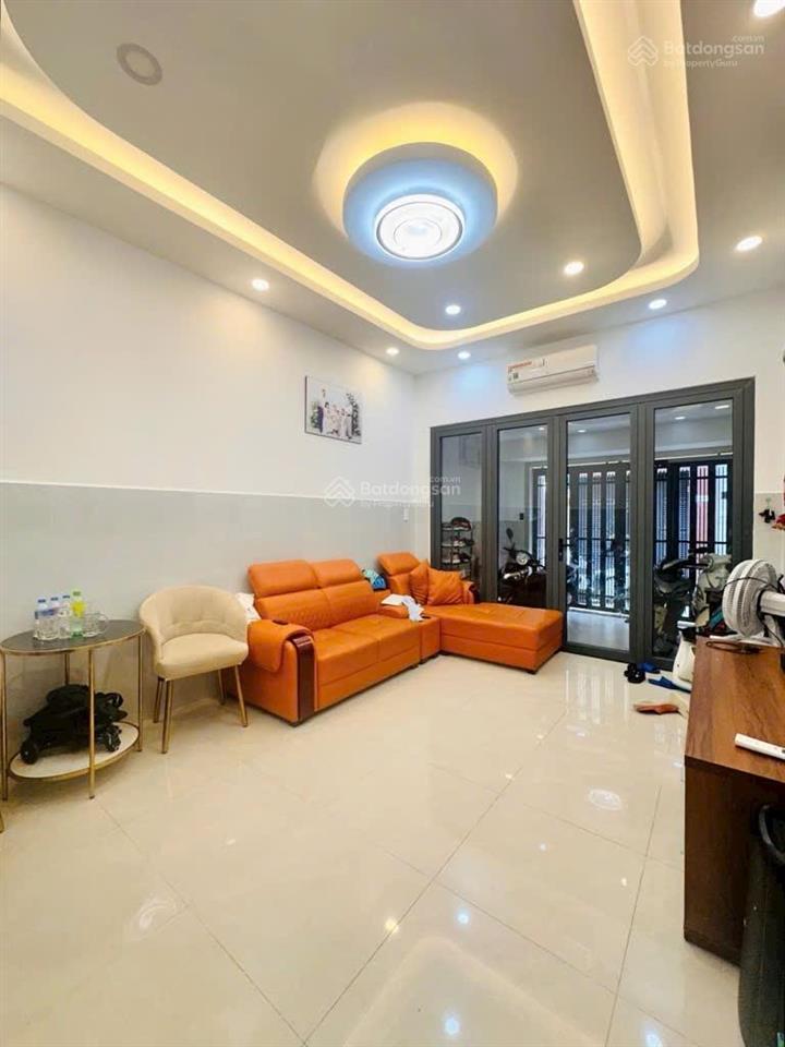 Giảm ngay 4,5 tỷ huỳnh văn bánh phú nhuận 4 tầng hẻm xe hơi thông sát mặt tiền