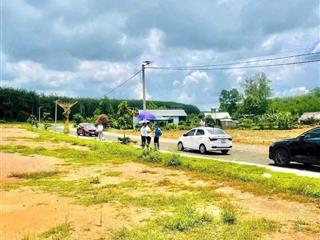 Chủ ngộp gửi bán gấp 2lô liền kề . tổng dt 650m2 , có sẵn 200m thổ cư.