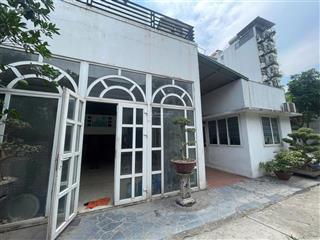 Chính chủ bán nhà xưởng, kho tại kcn thạch thất  quốc oai, 10.000 m2nhỉnh 100tỷ, đường xe tải 20m