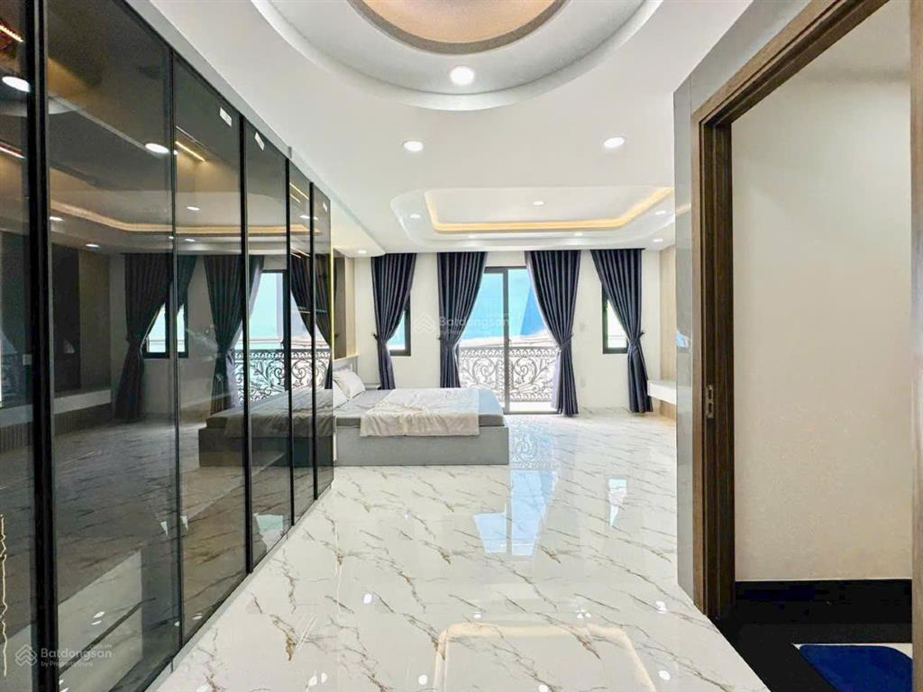 Cần bán nhà mới xây 4 tầng đẹp lung linh gò vấp giáp bình thạnh giá chỉ 9x