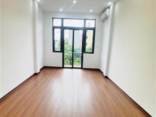 Bán nhà tứ hiệp 40m2 x 6 tầng, mặt tiền 4m, 10m ra ô tô tránh