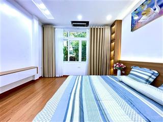Bán căn hộ cầu giấy  ngay khu đh sư phạm hà nội, 120m2, 3 ngủ  ô tô đỗ cửa