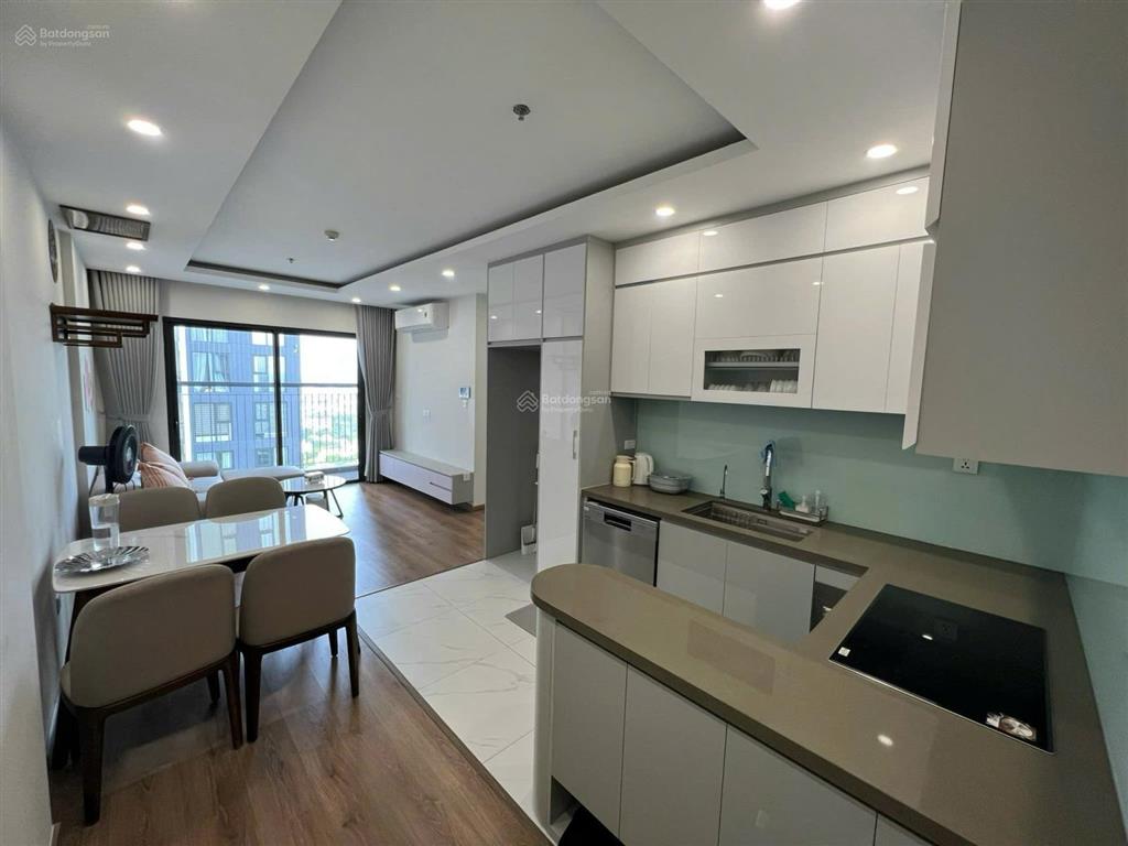 Chính chủ bán 10ch 2pn 3.9 tỷ, 2pn + 1 góc 4.4tỷ, 3pn75m2 5tỷ, 3pn97m2 6tỷ kđt vin smart city
