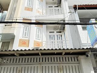Cần bán gắp nhà đút12,3ty 4tầng hẻm cáchmạngtháng8 hướng thông ra 3 quận ,tân bình,q3,q10,giá /280m