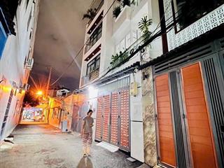 Căn góc ngay emart phan huy ích gò vấp, khu phân lô đồng bộ, ô tô ngủ trong nhà, 3 tầng, dt 5mx15m